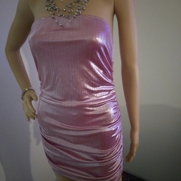 SHEIN Dress - Picture 7 of 9